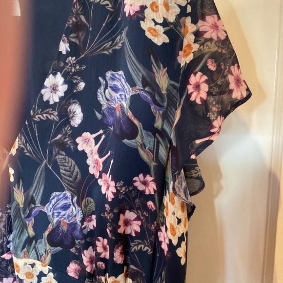 ESTELLE floral dress, 2X - Picture 4 of 6